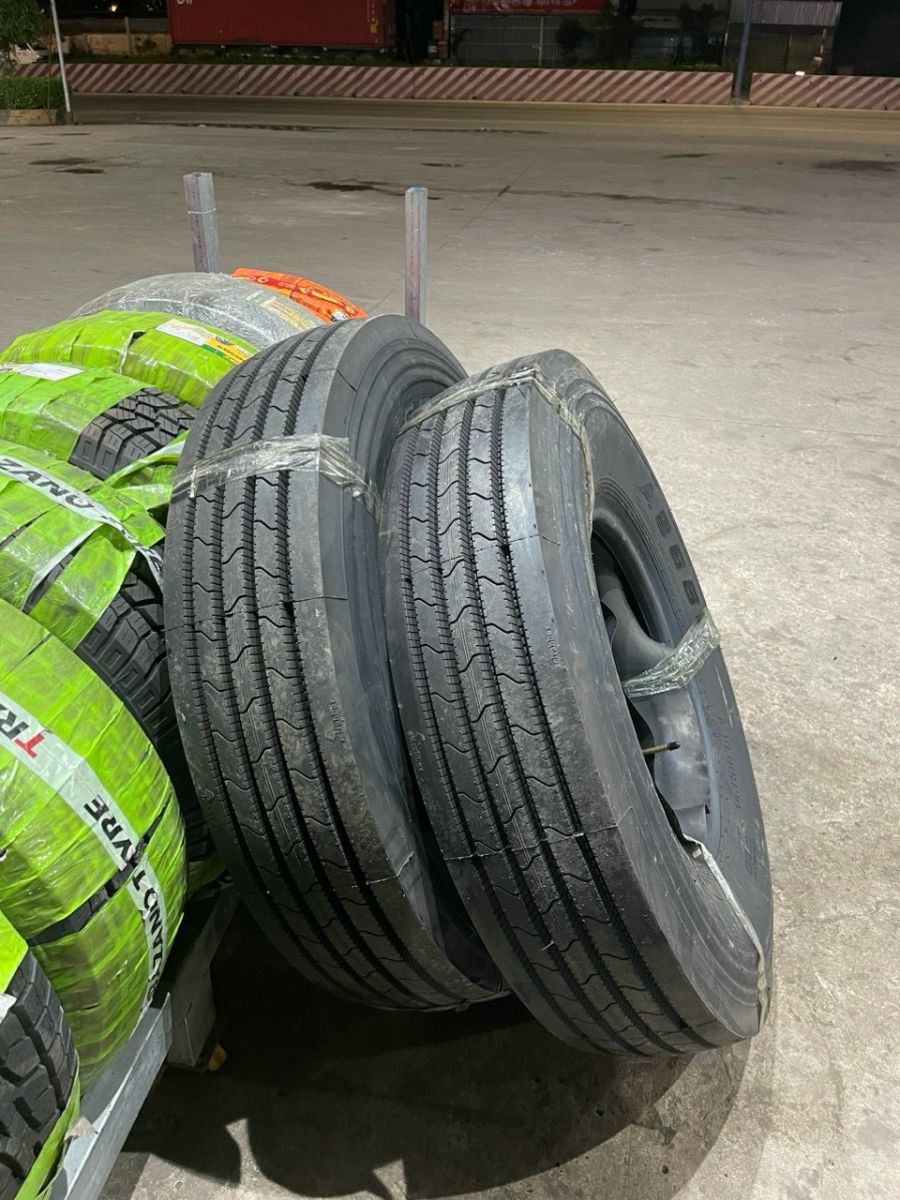 LỐP XE ĐANG CHẠY BỊ CHÁY VÀ CÁCH SỬ LÝ RA SAO